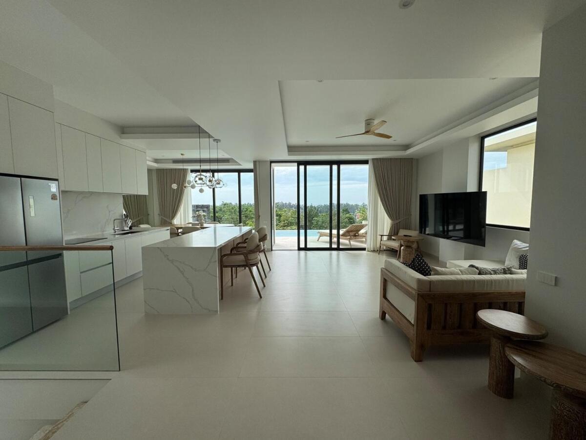 Mandarin Villa, Naithon Beach, Villa *