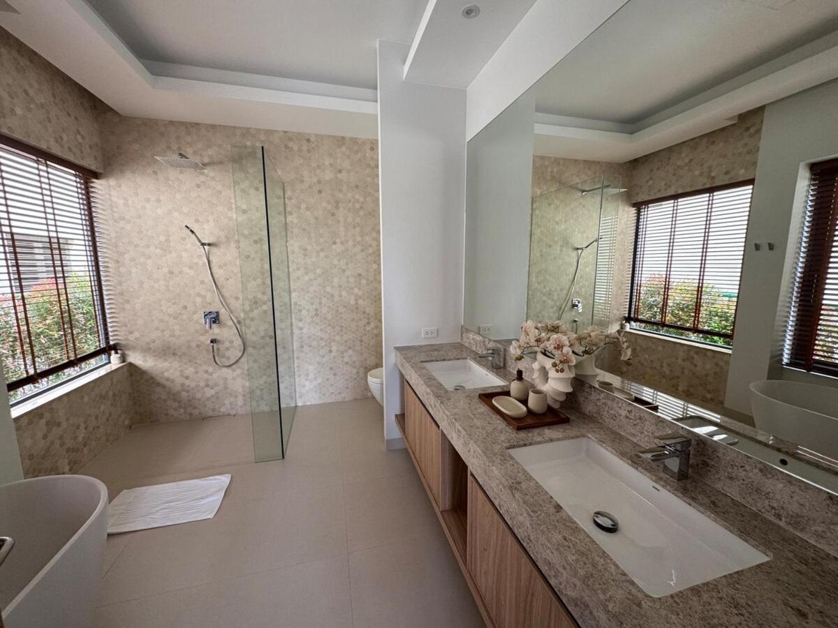 Mandarin Villa, Naithon Beach, Villa Phuket