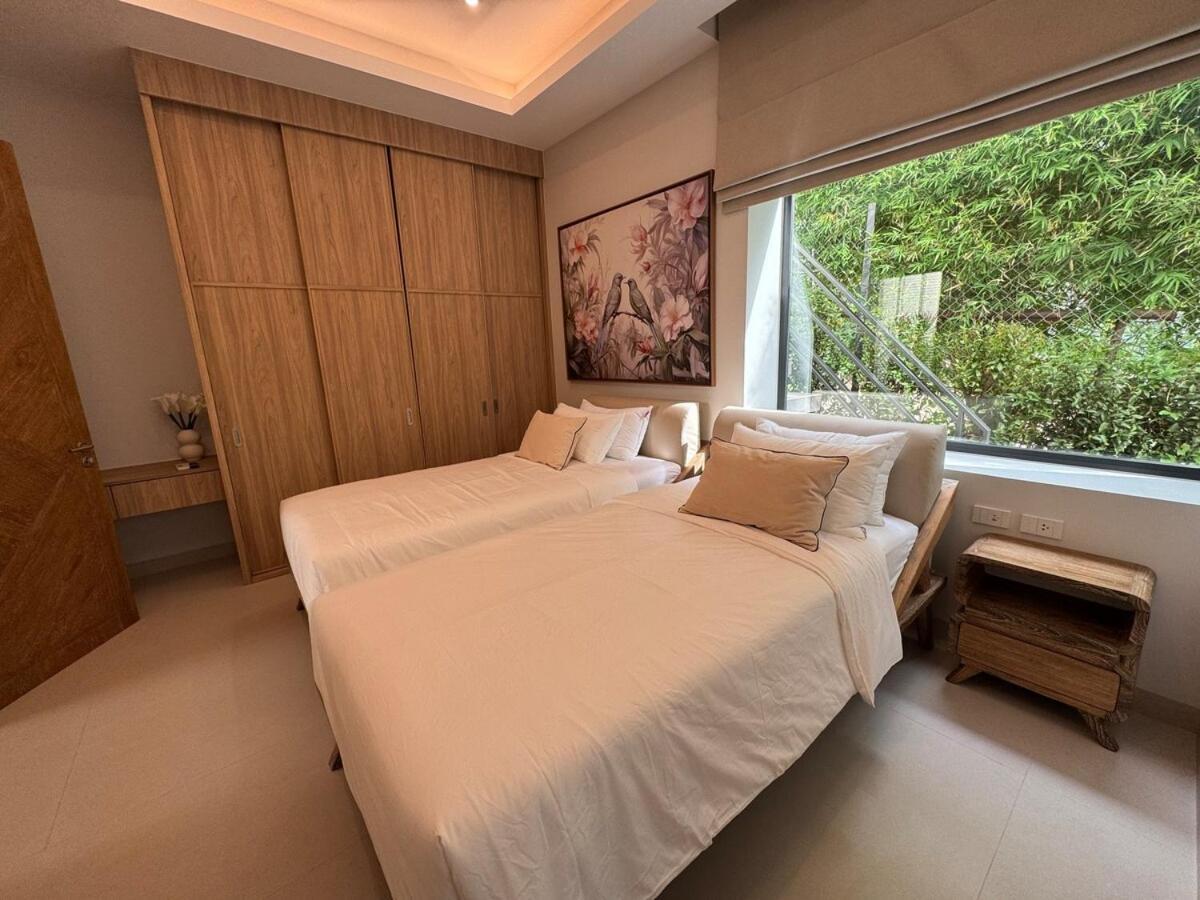 Mandarin Villa, Naithon Beach,