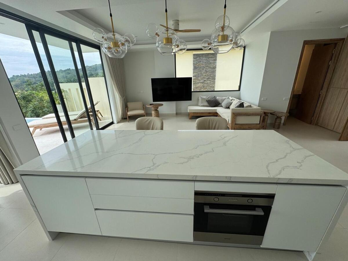 Mandarin Villa, Naithon Beach, Villa *